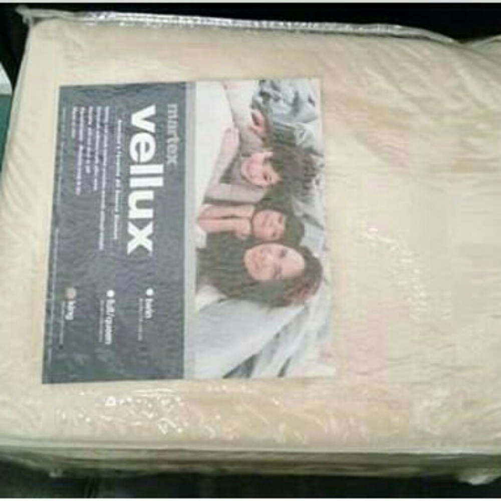 Martex Vellux Blanket